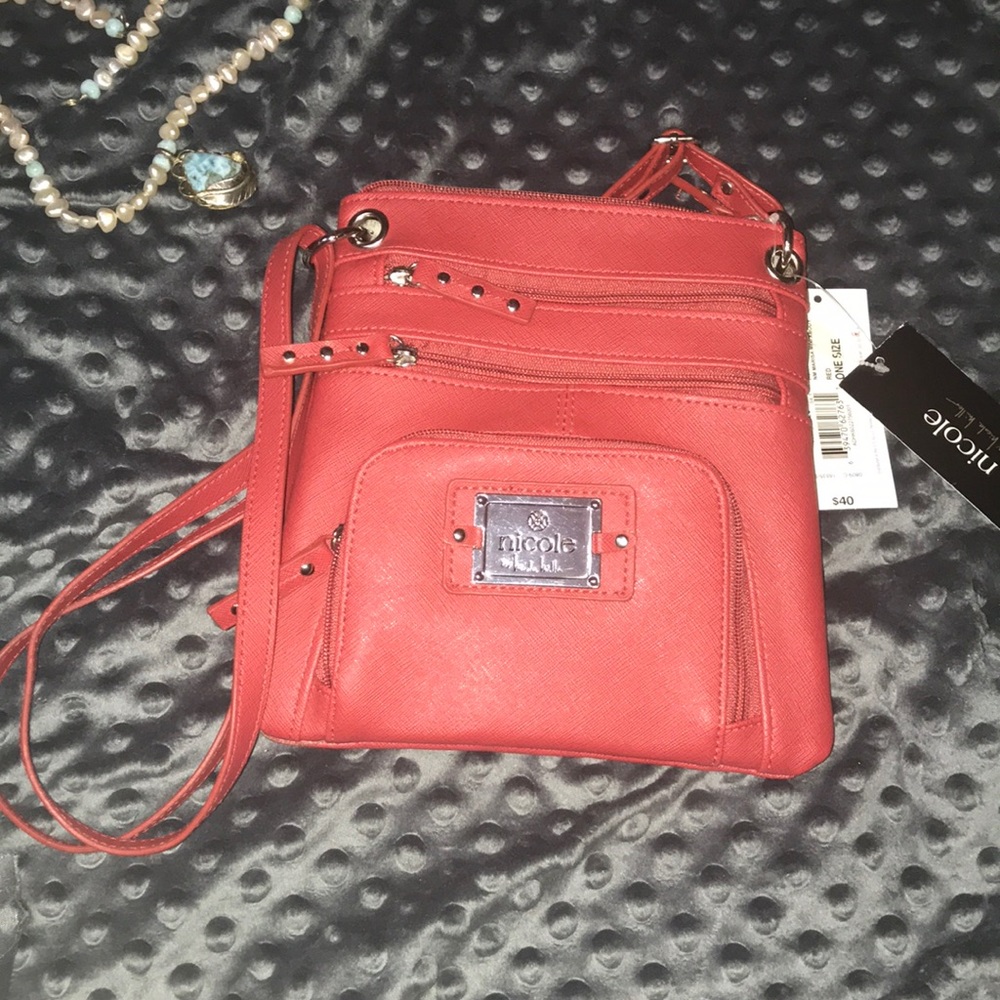 Vintage but NWT Nicole Miller pocketbook red B1